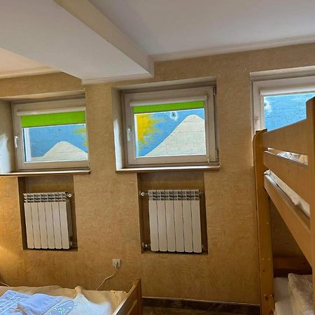 Pokoje Sunshine World Suites ザコパネ エクステリア 写真
