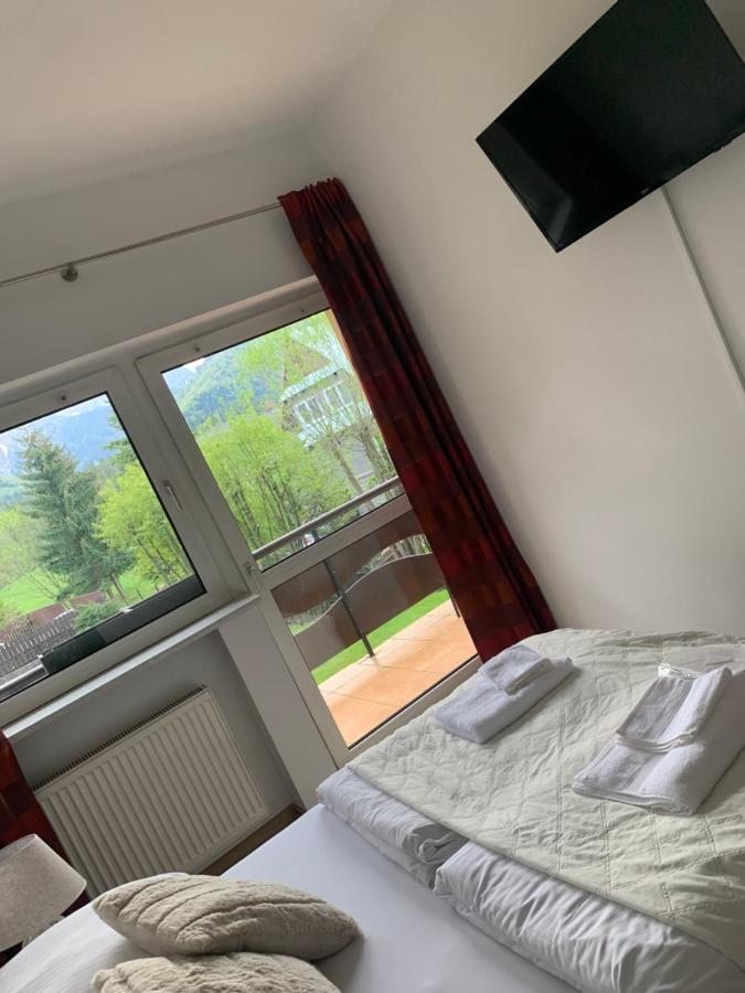 Pokoje Sunshine World Suites ザコパネ エクステリア 写真