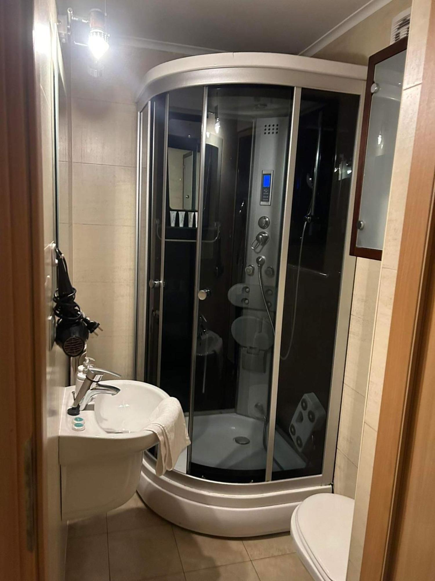Pokoje Sunshine World Suites ザコパネ エクステリア 写真