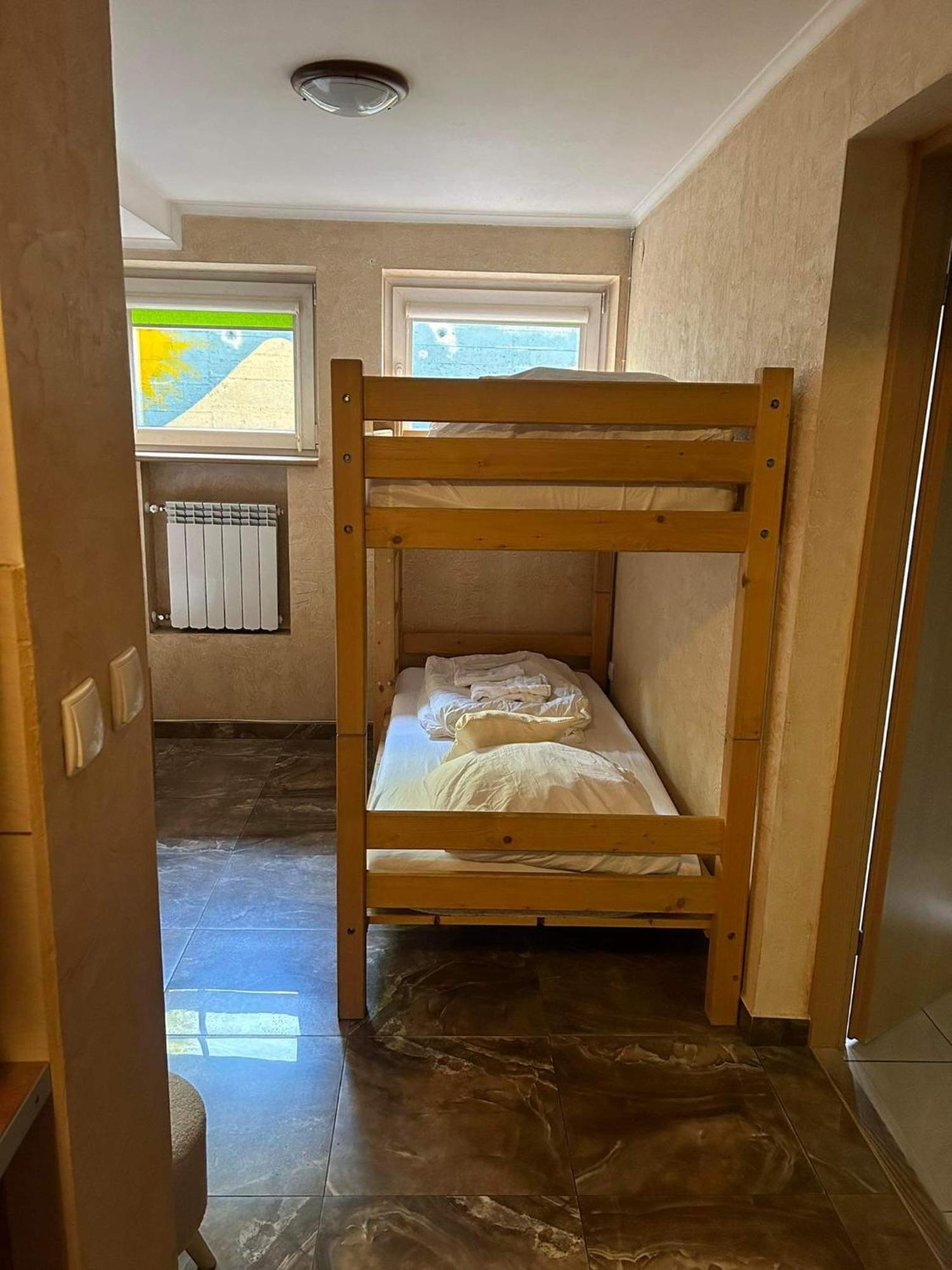 Pokoje Sunshine World Suites ザコパネ エクステリア 写真